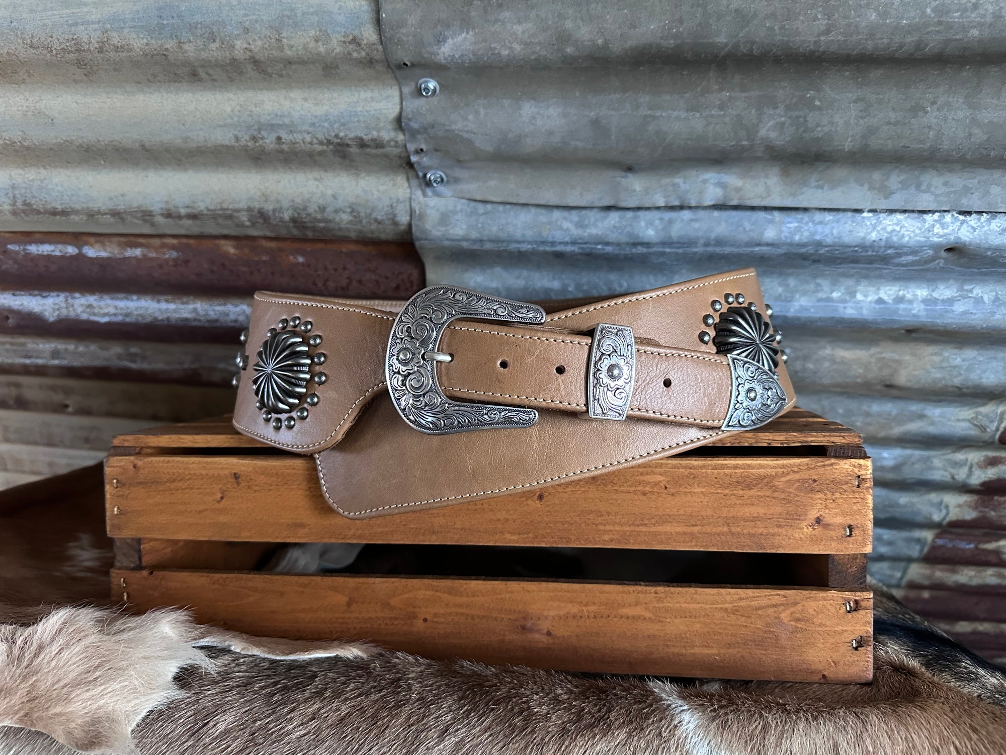 Belts - Paige Leather display picture 1