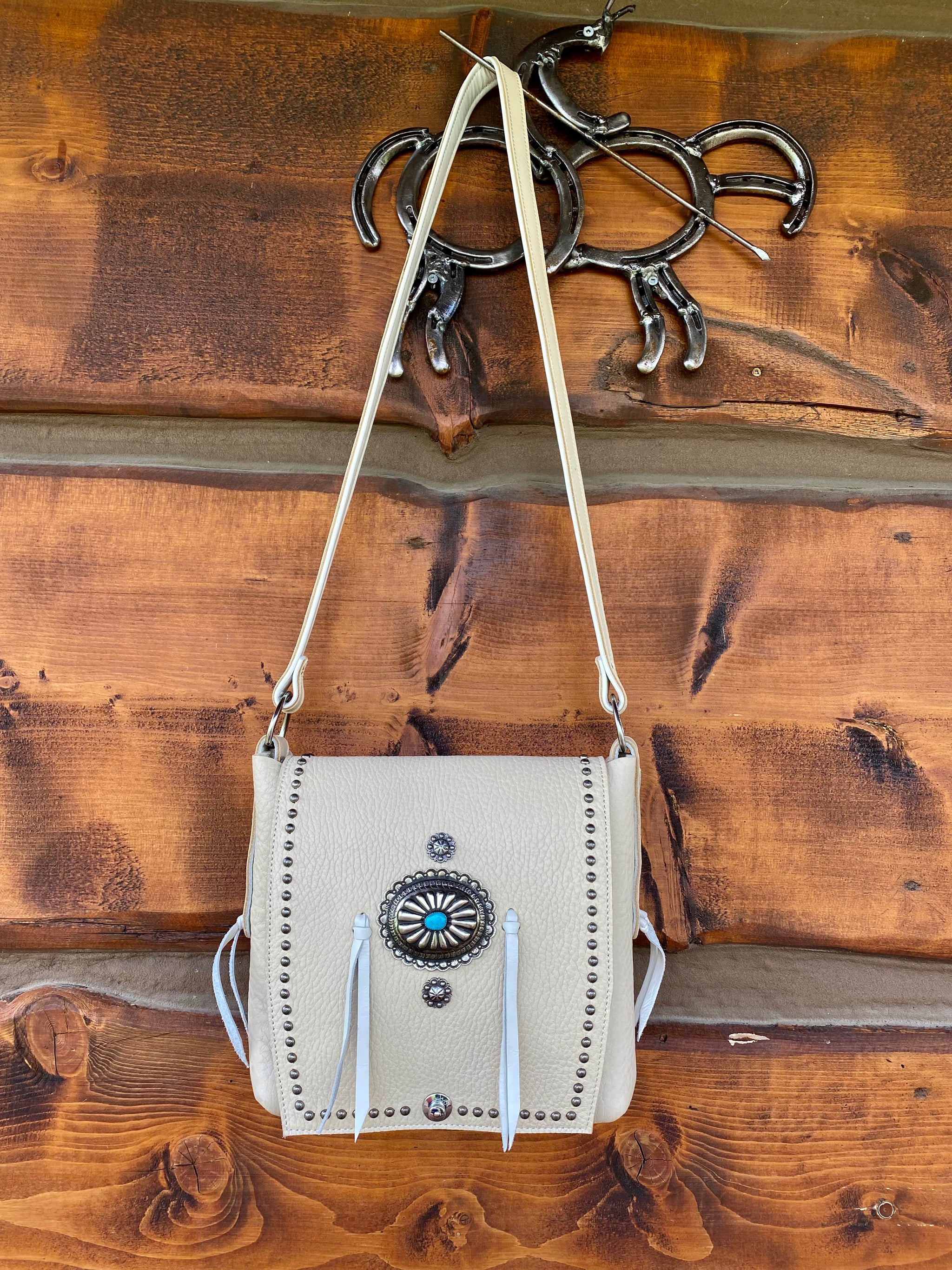 Fringe sales messenger bag